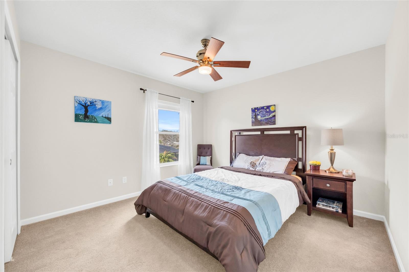 VILLAGEWALK/LK NONAB - Residential