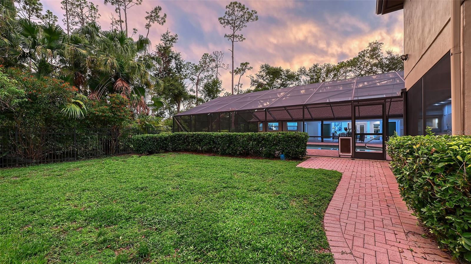 BENT TREE VLG - Residential