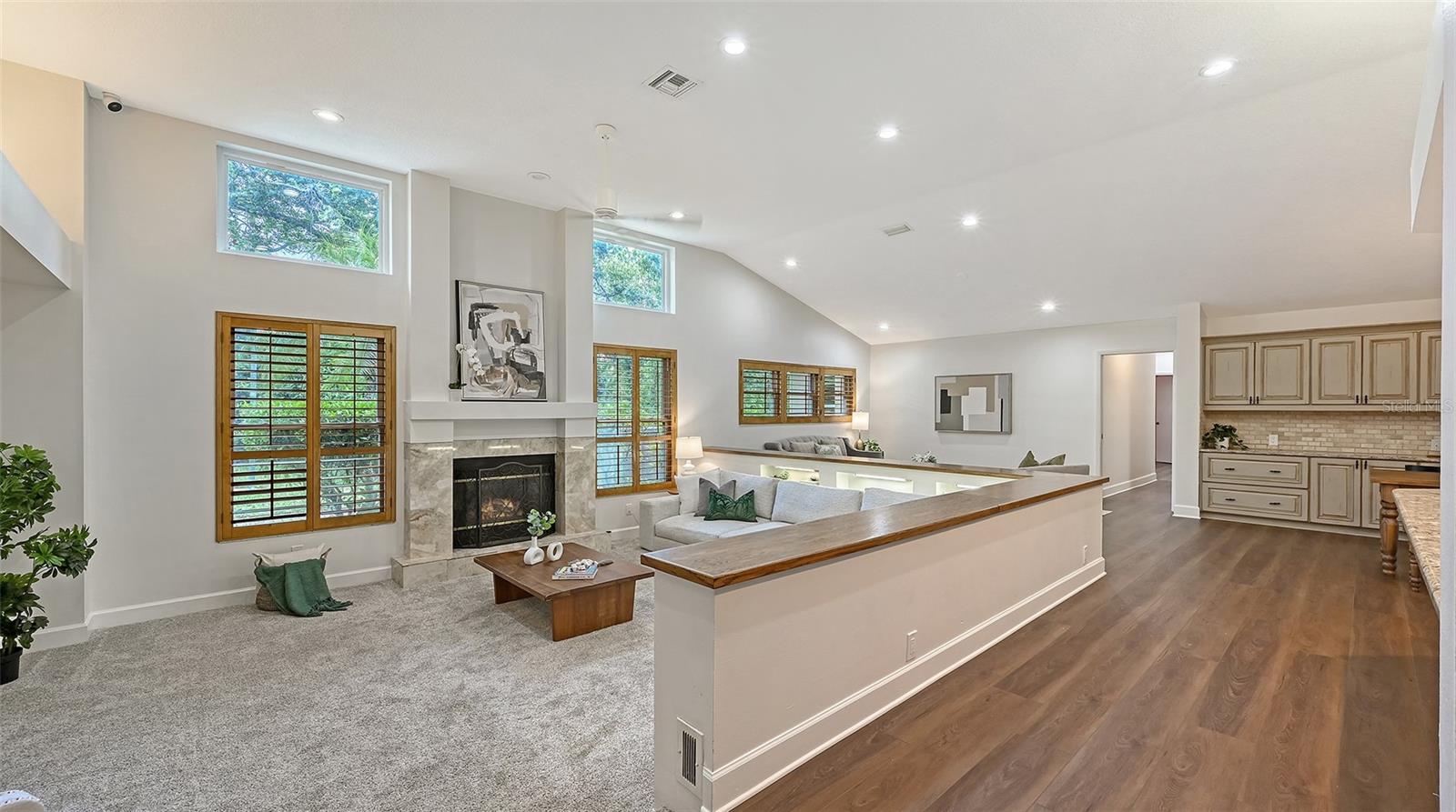 BENT TREE VLG - Residential