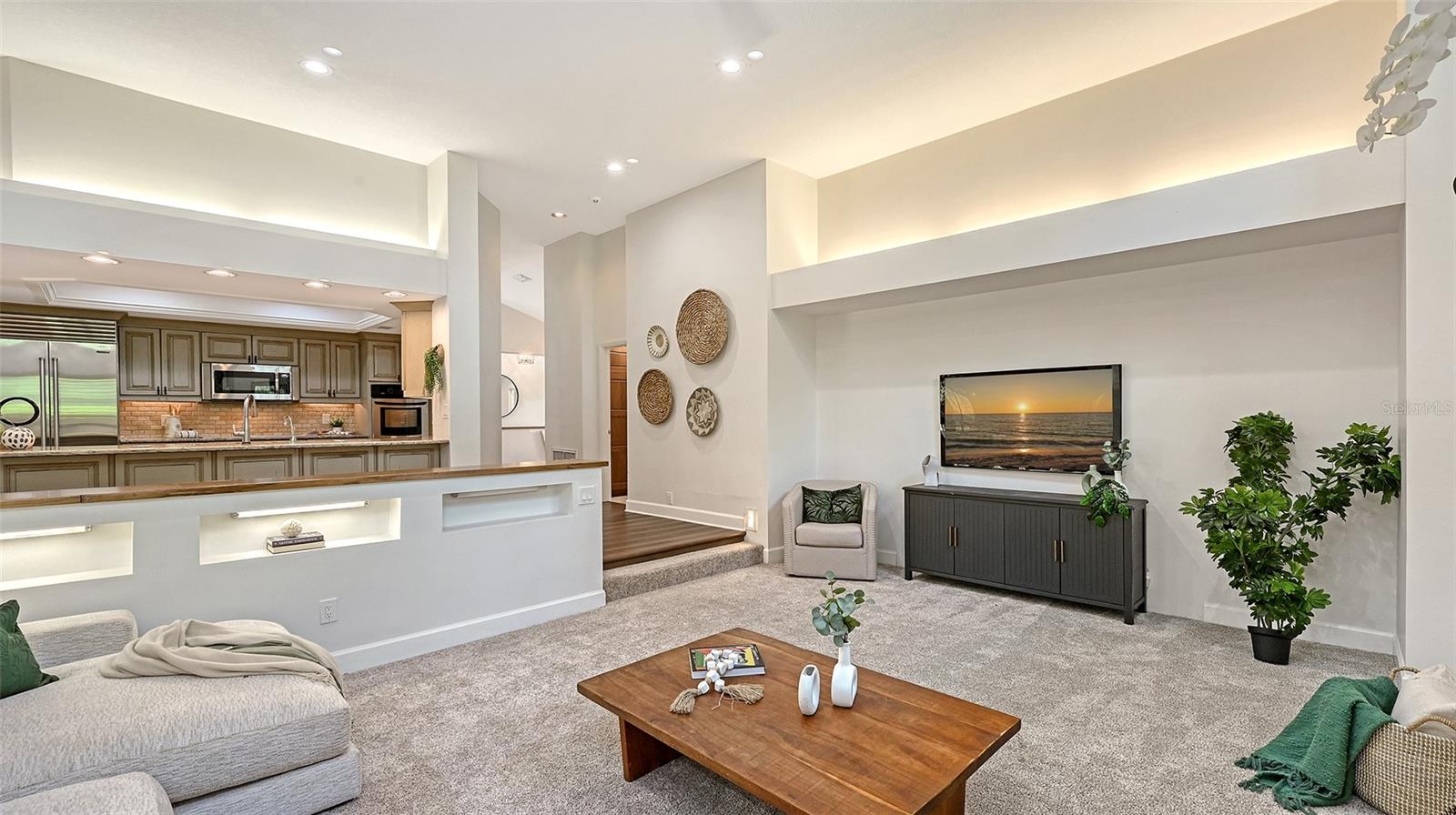 BENT TREE VLG - Residential