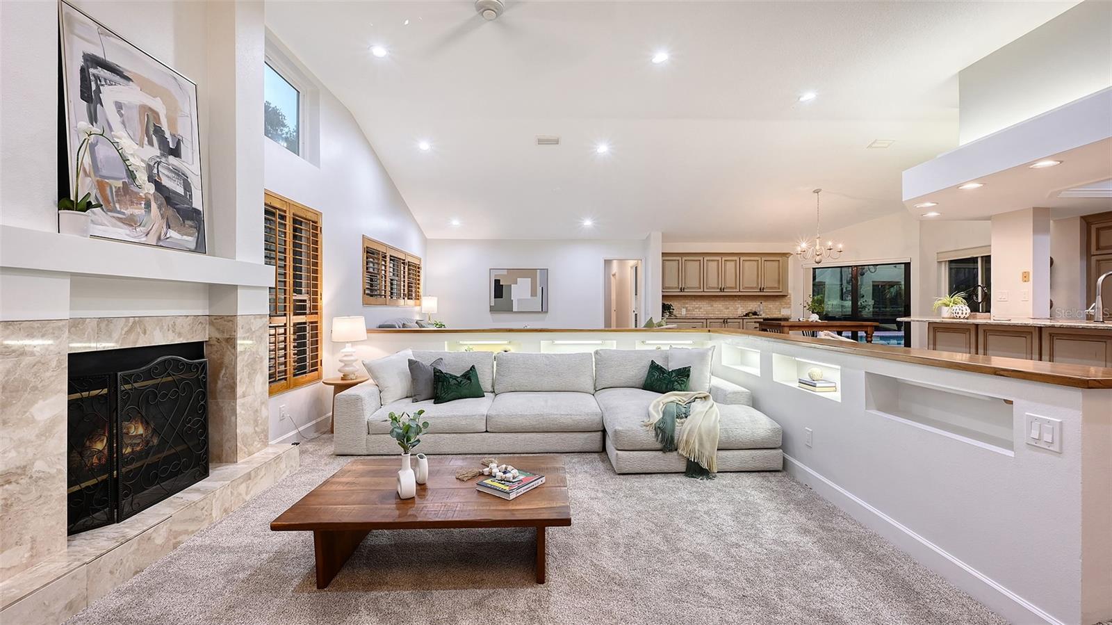 BENT TREE VLG - Residential