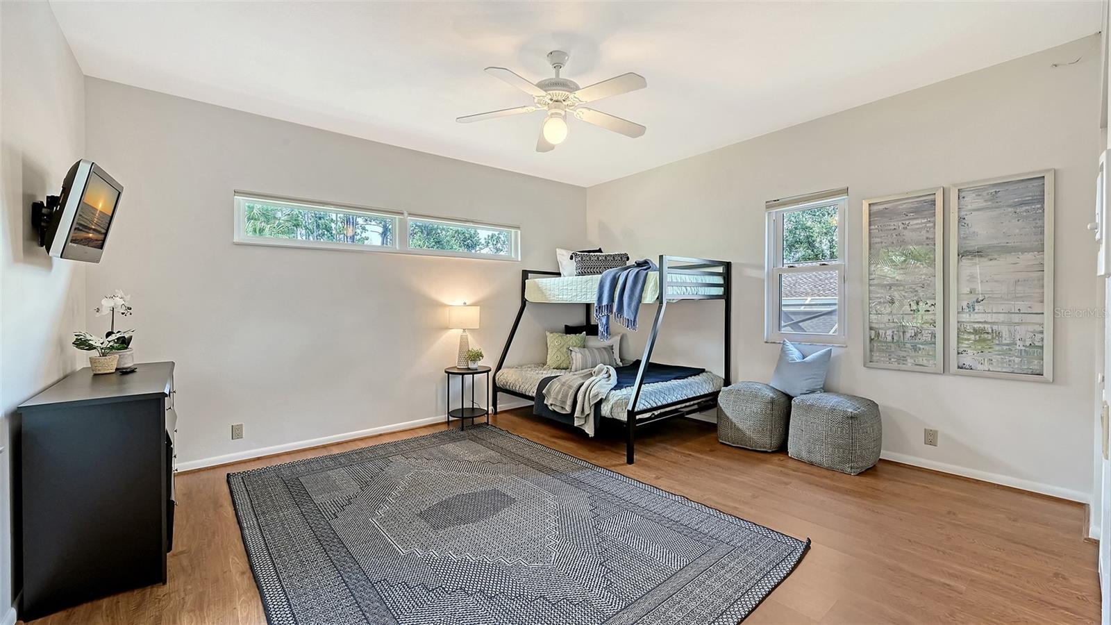 BENT TREE VLG - Residential