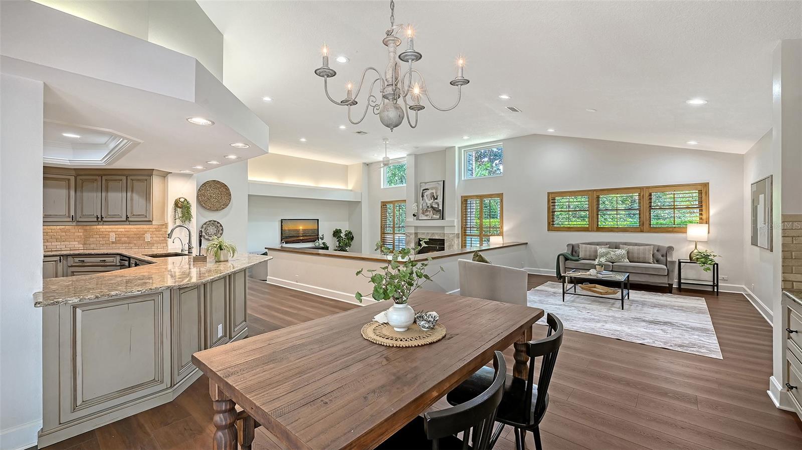 BENT TREE VLG - Residential