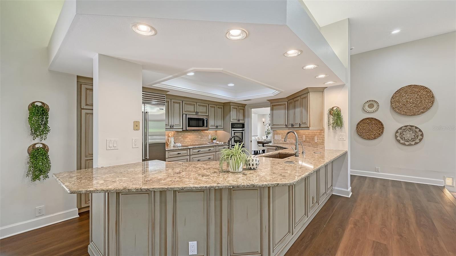 BENT TREE VLG - Residential