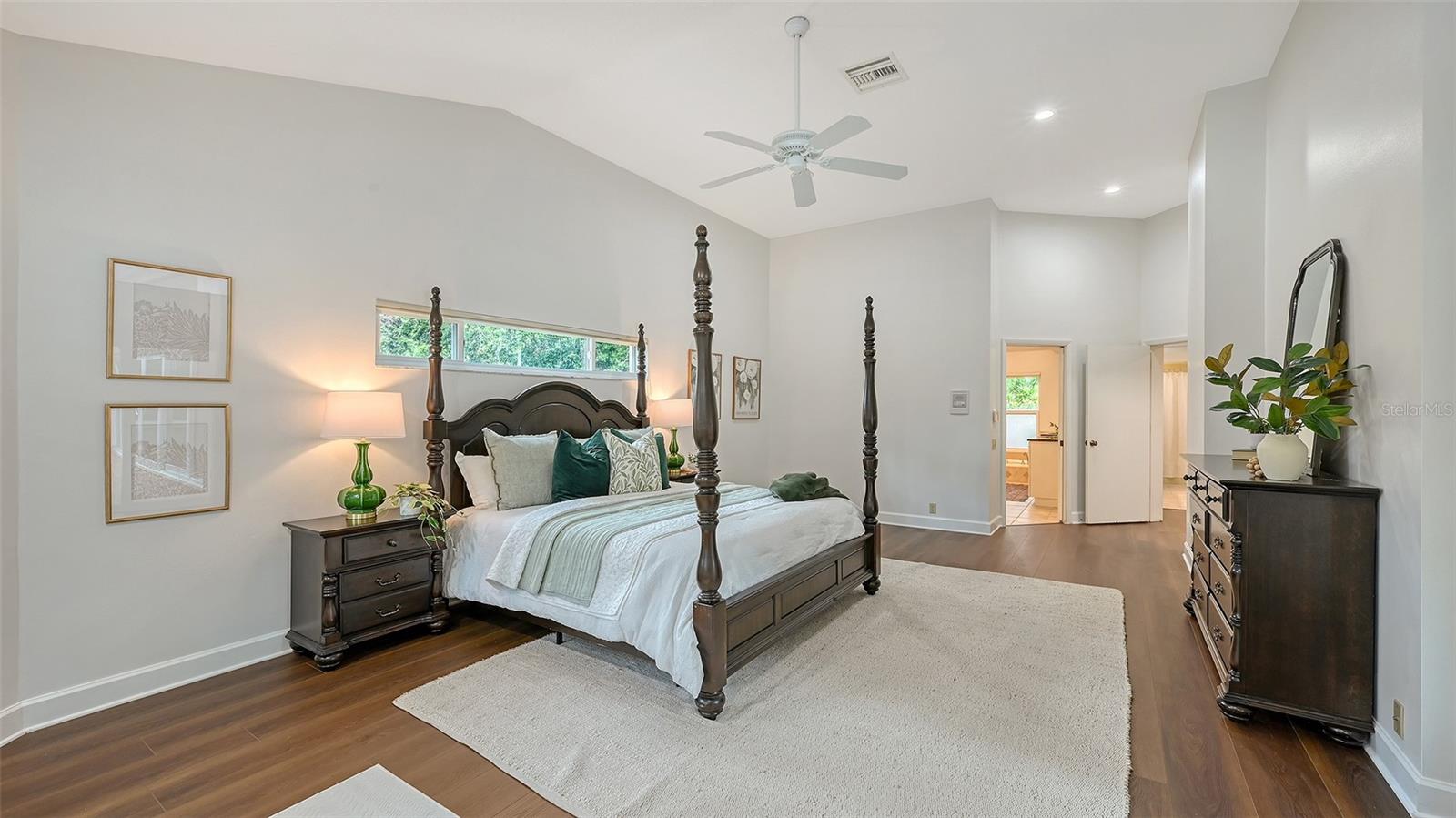 BENT TREE VLG - Residential