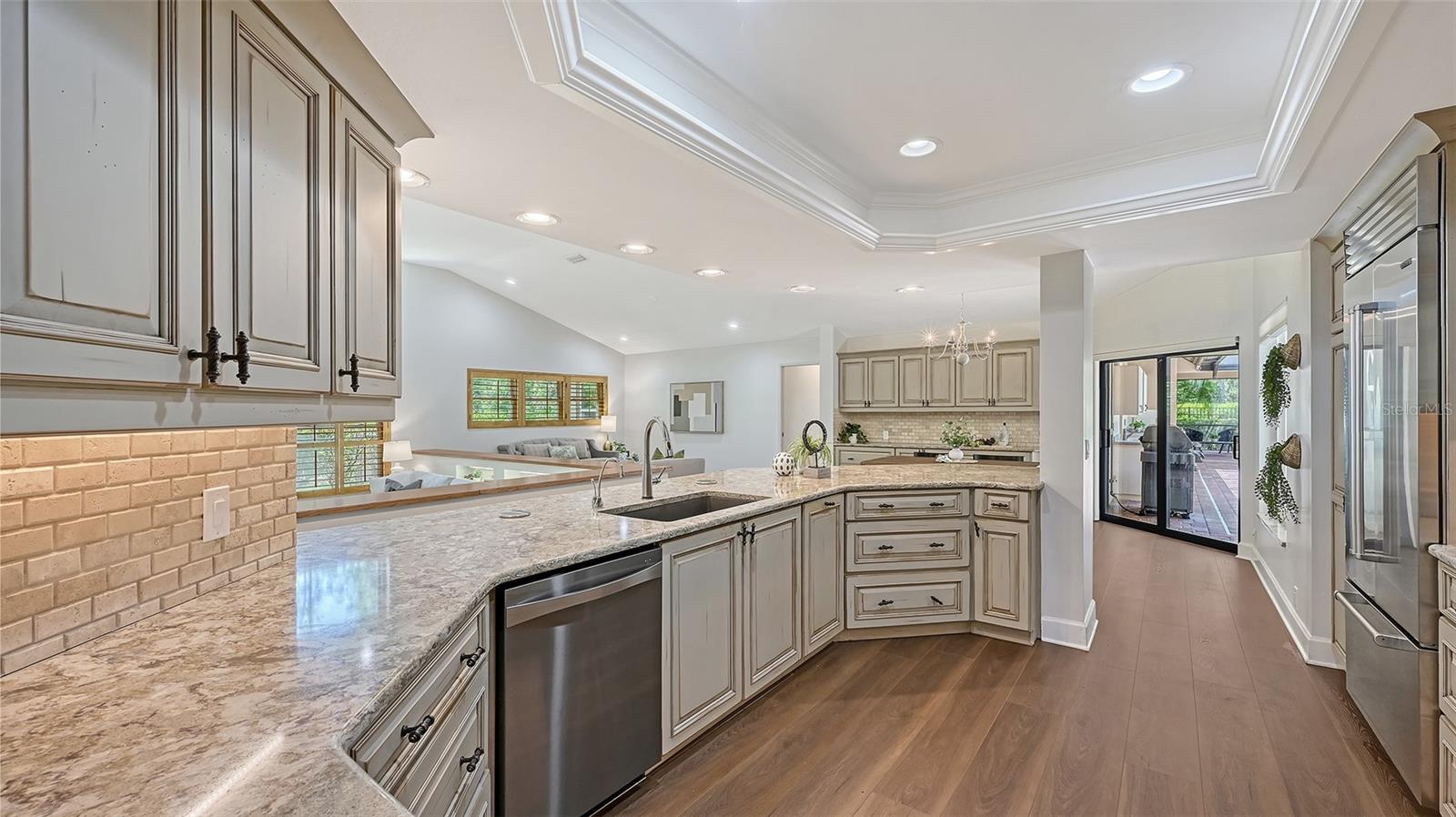 BENT TREE VLG - Residential