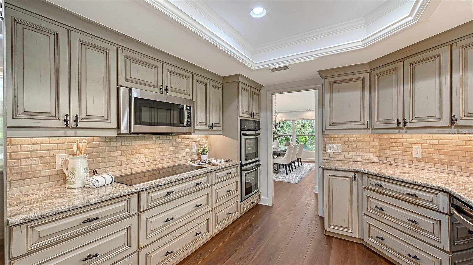 BENT TREE VLG - Residential