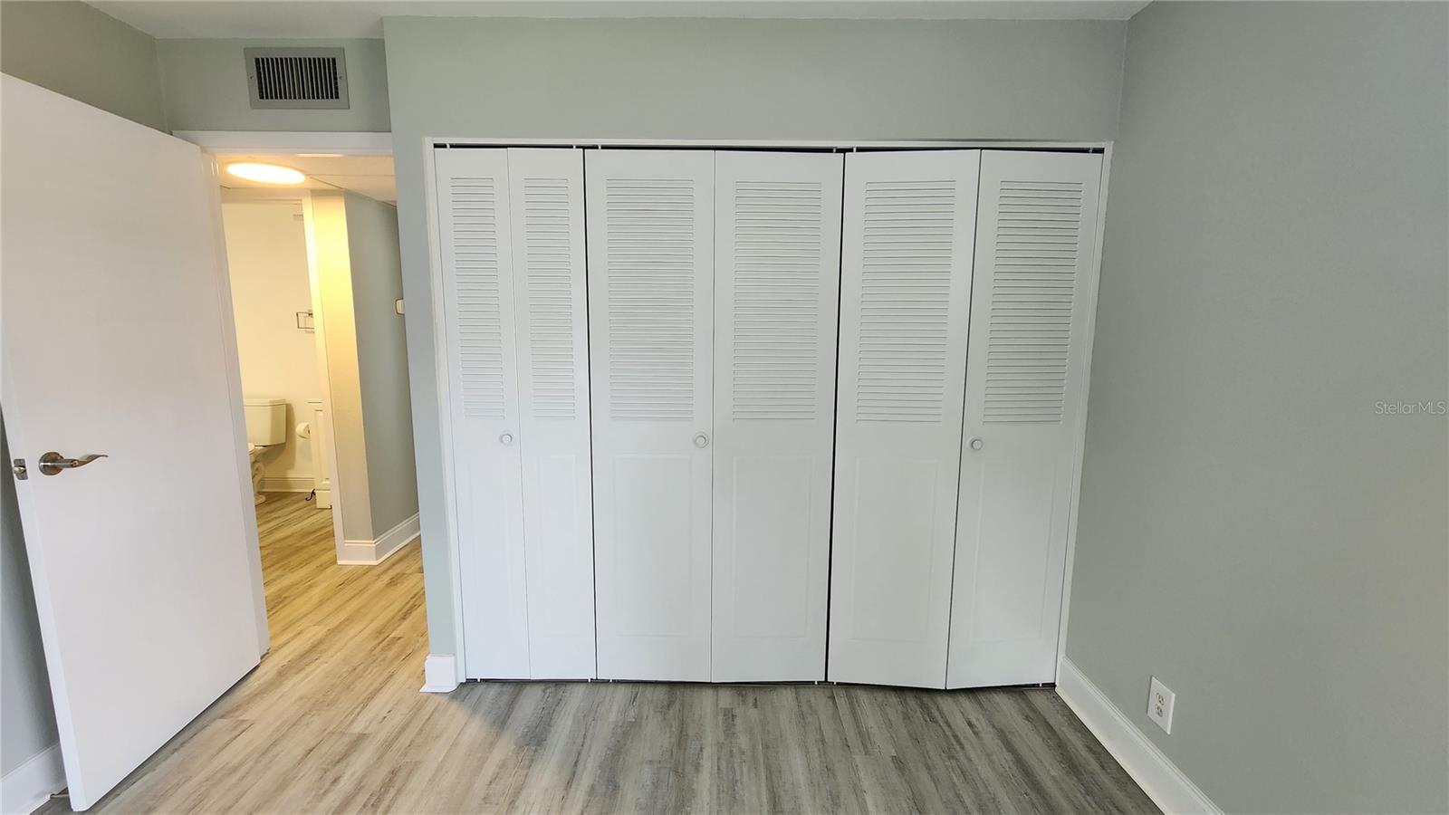 BEDFORD E CONDO - Residential Lease