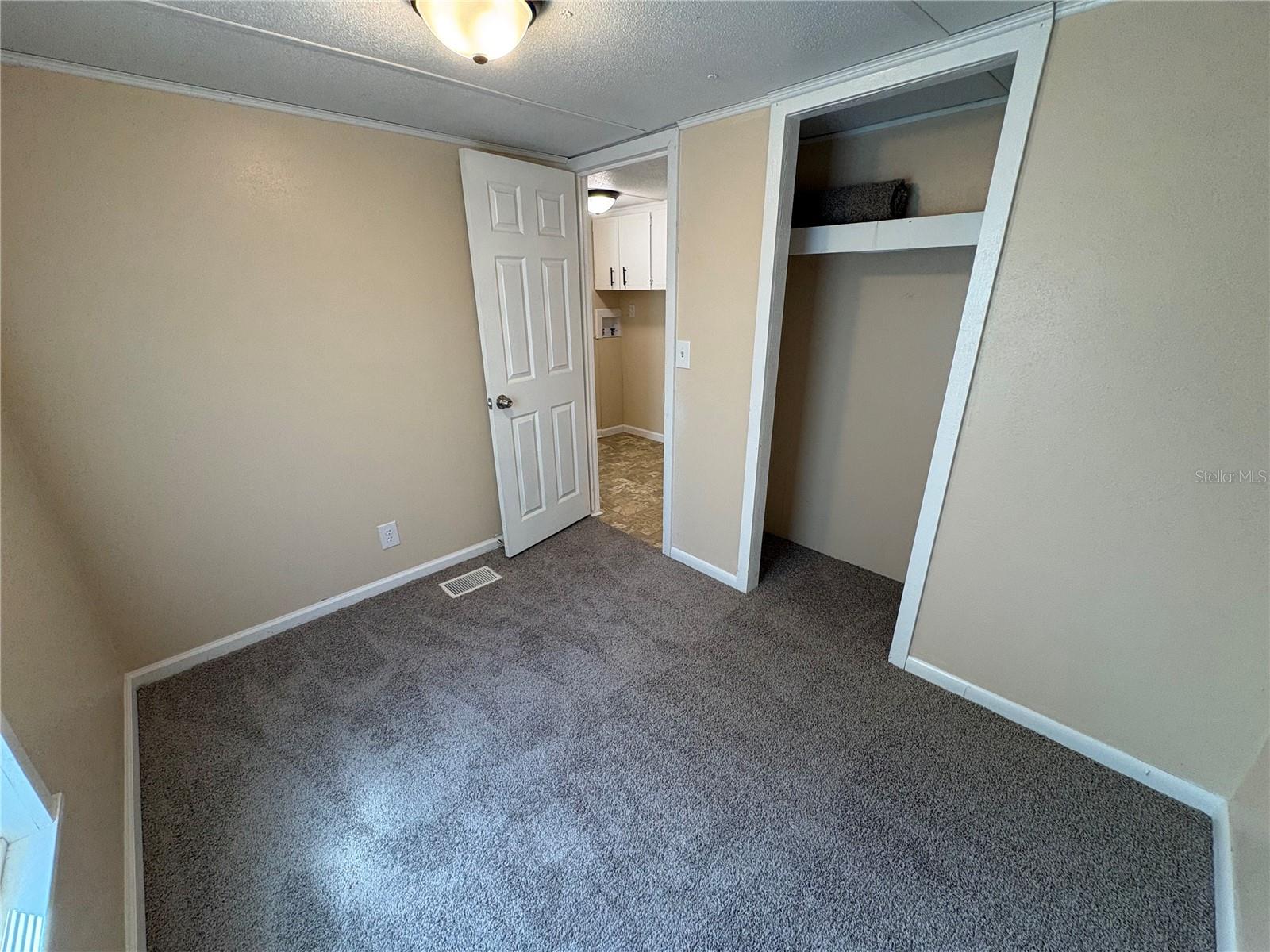 COUNTRY HAVEN - Residential