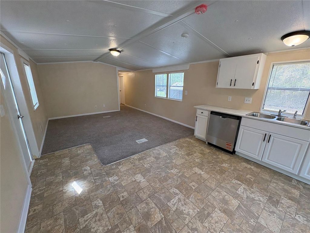 Photo of 10884 Country Haven Drive, Lakeland, FL 33809 (MLS # B4902219)