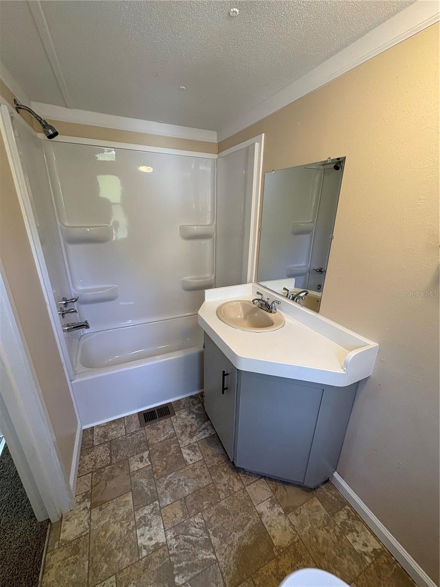 COUNTRY HAVEN - Residential