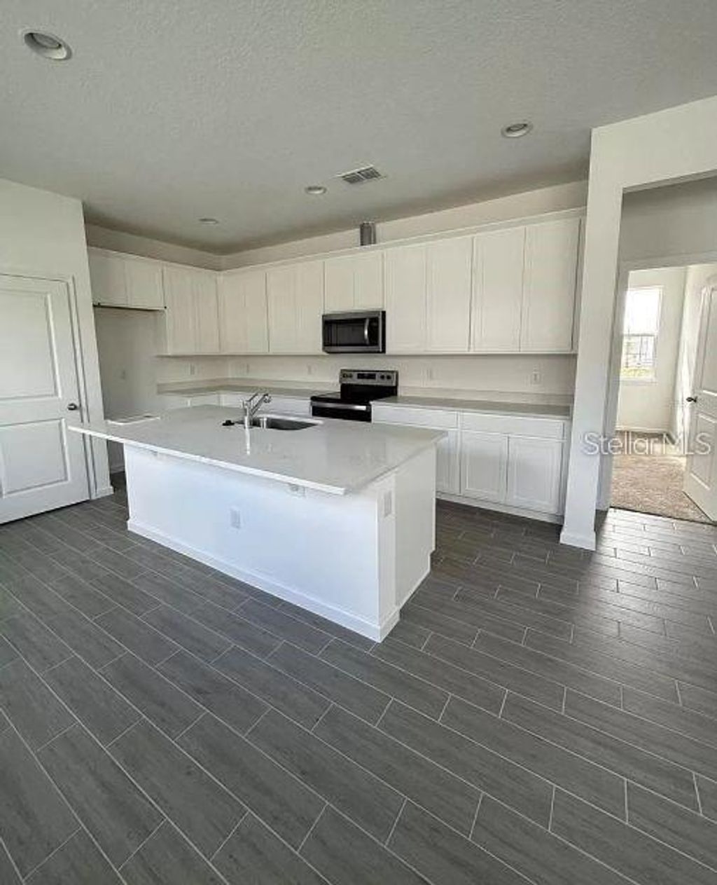 Photo of 4350 Davos Drive, Clermont, FL 34711 (MLS # O6355826)