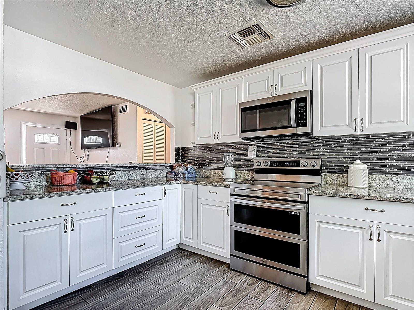 QUAIL TRAIL ESTATES - Residential