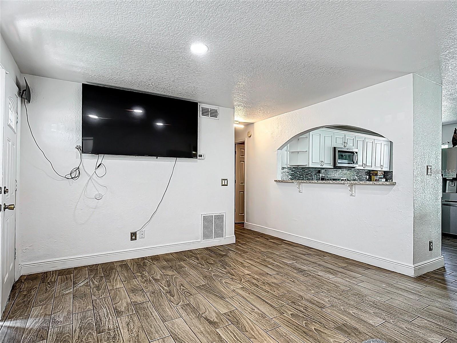 QUAIL TRAIL ESTATES - Residential