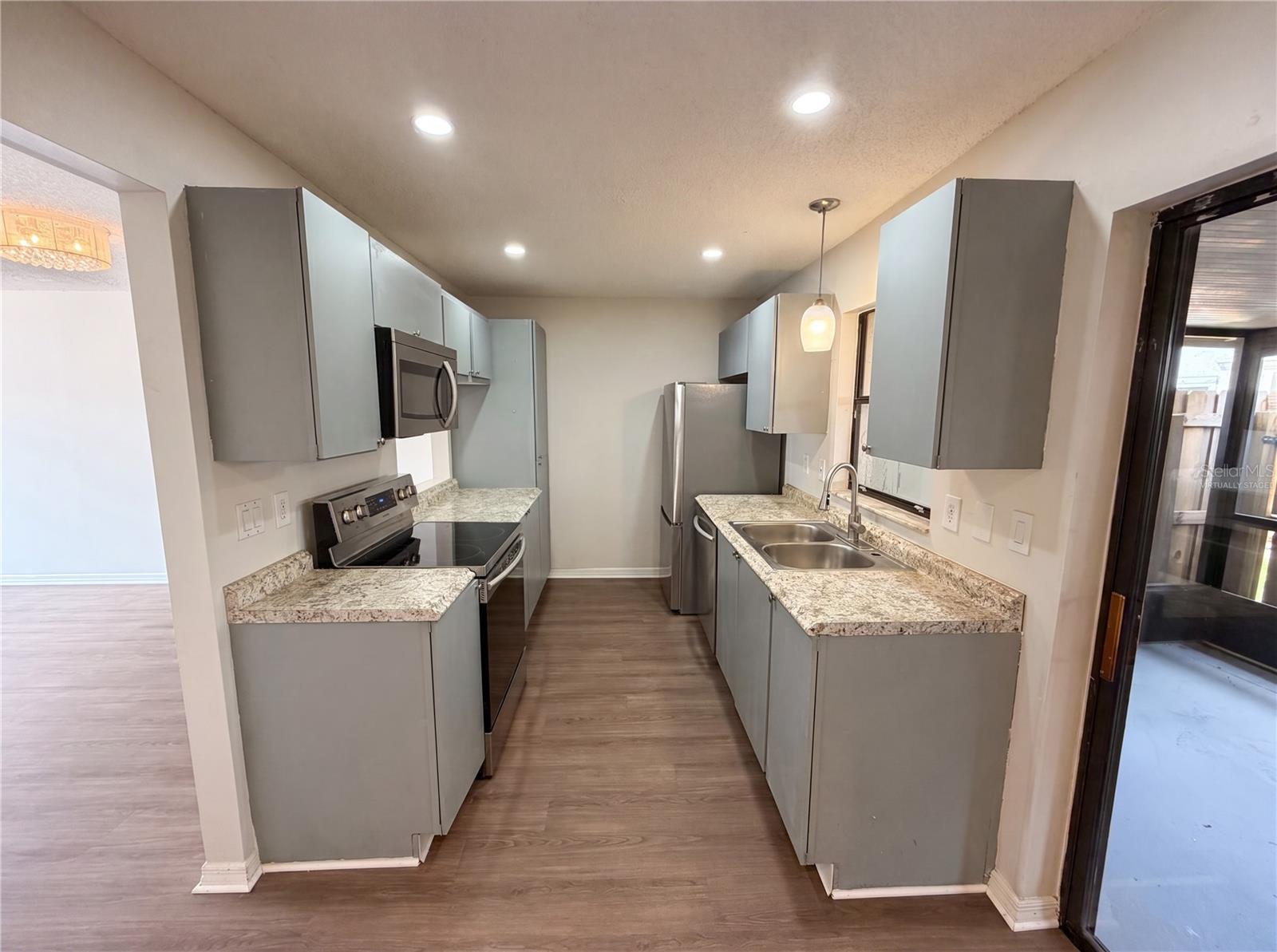 1602 LITTLE FALLS CIRCLE 75