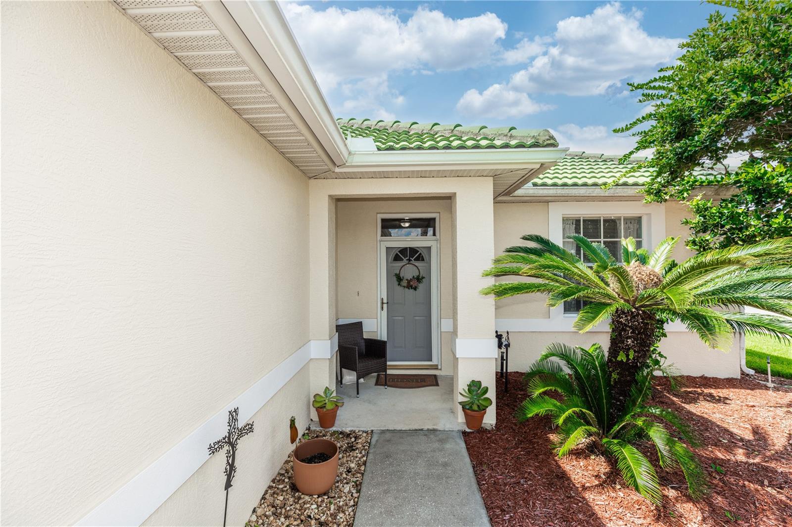 399 FOXHILL DRIVE
