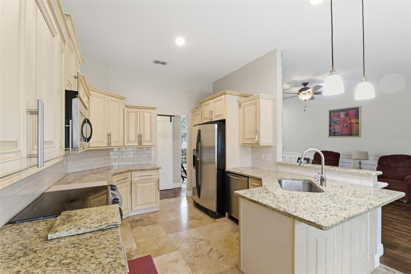 COUNTRYWAY PRCL B TR 6 - Residential Lease