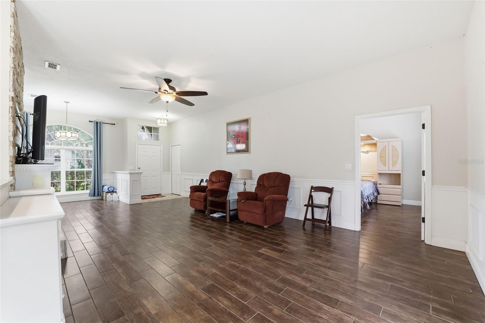 COUNTRYWAY PRCL B TR 6 - Residential Lease