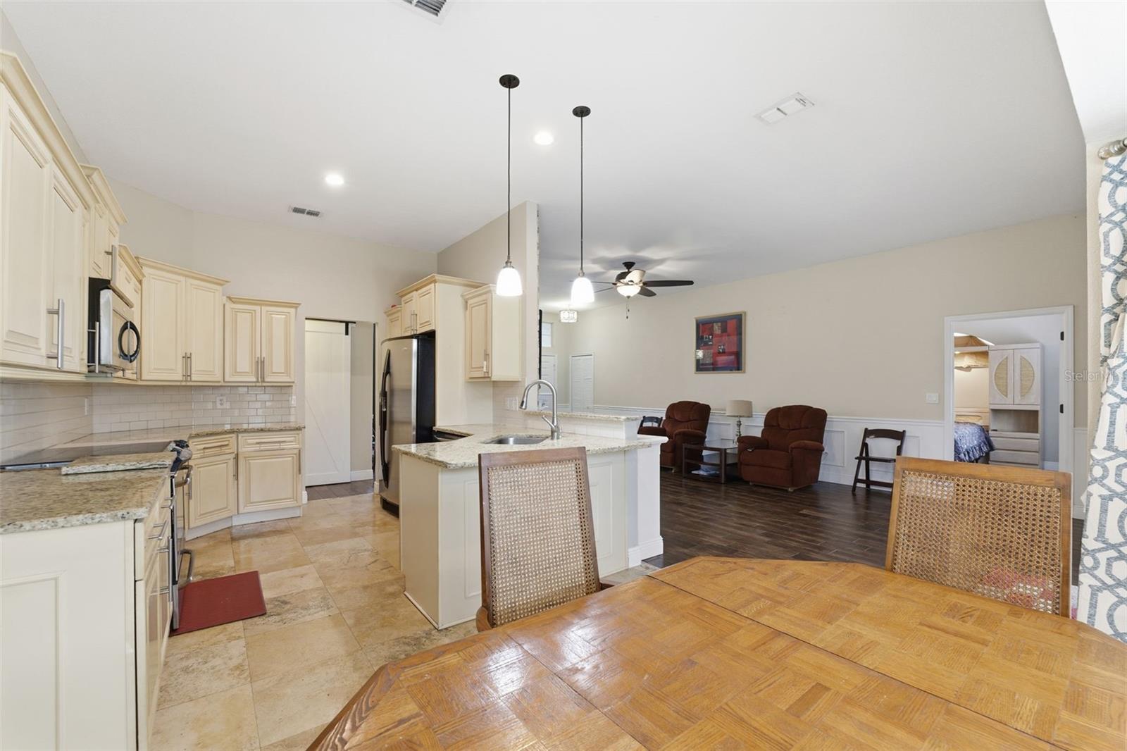 COUNTRYWAY PRCL B TR 6 - Residential Lease