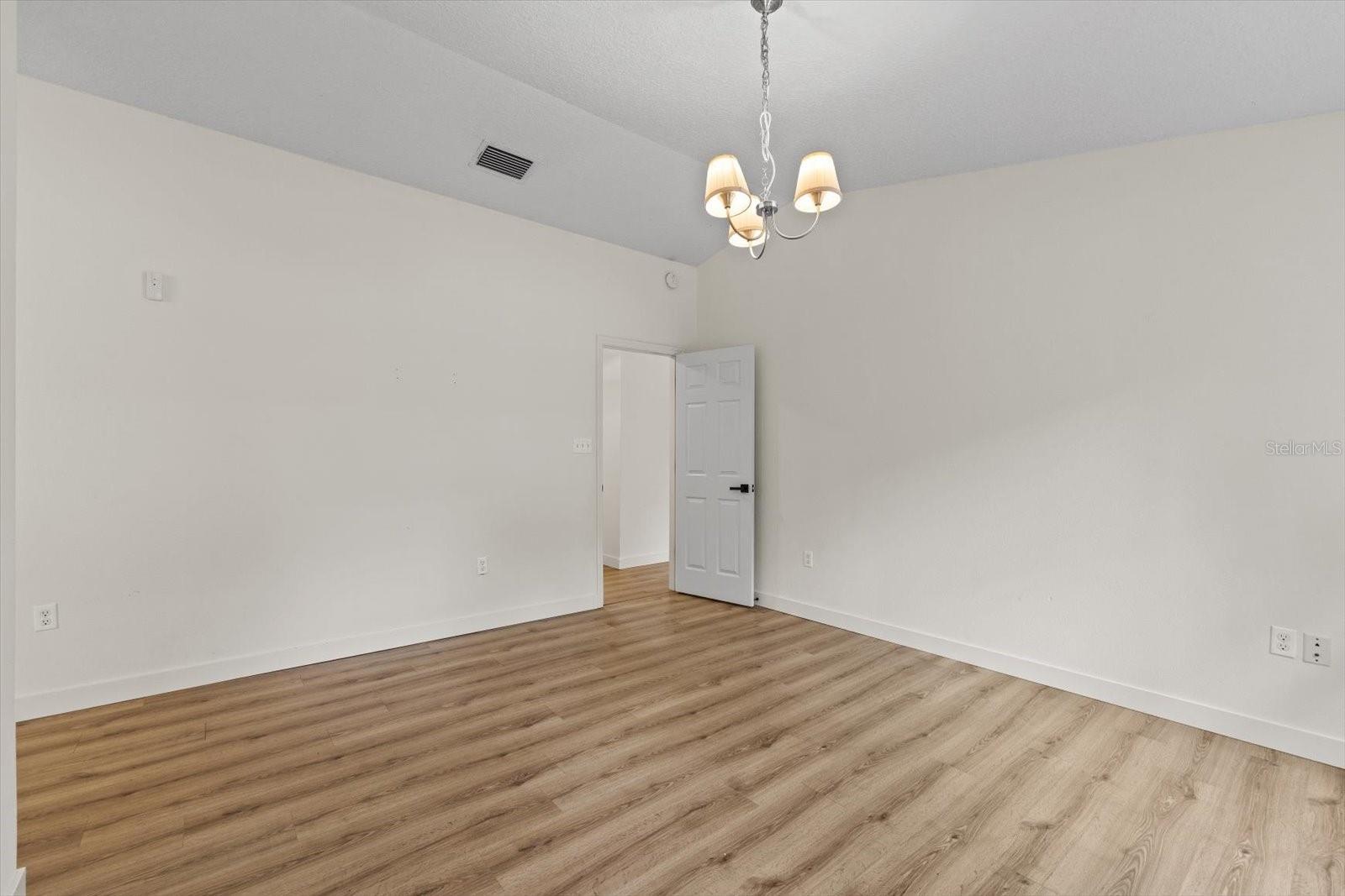 MOON LAKE ESTATES - Residential