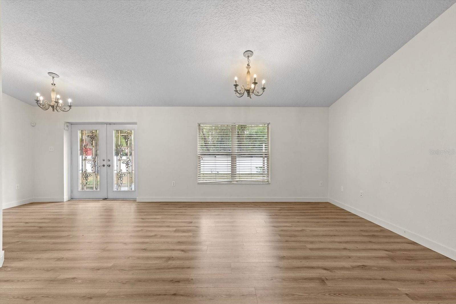 MOON LAKE ESTATES - Residential