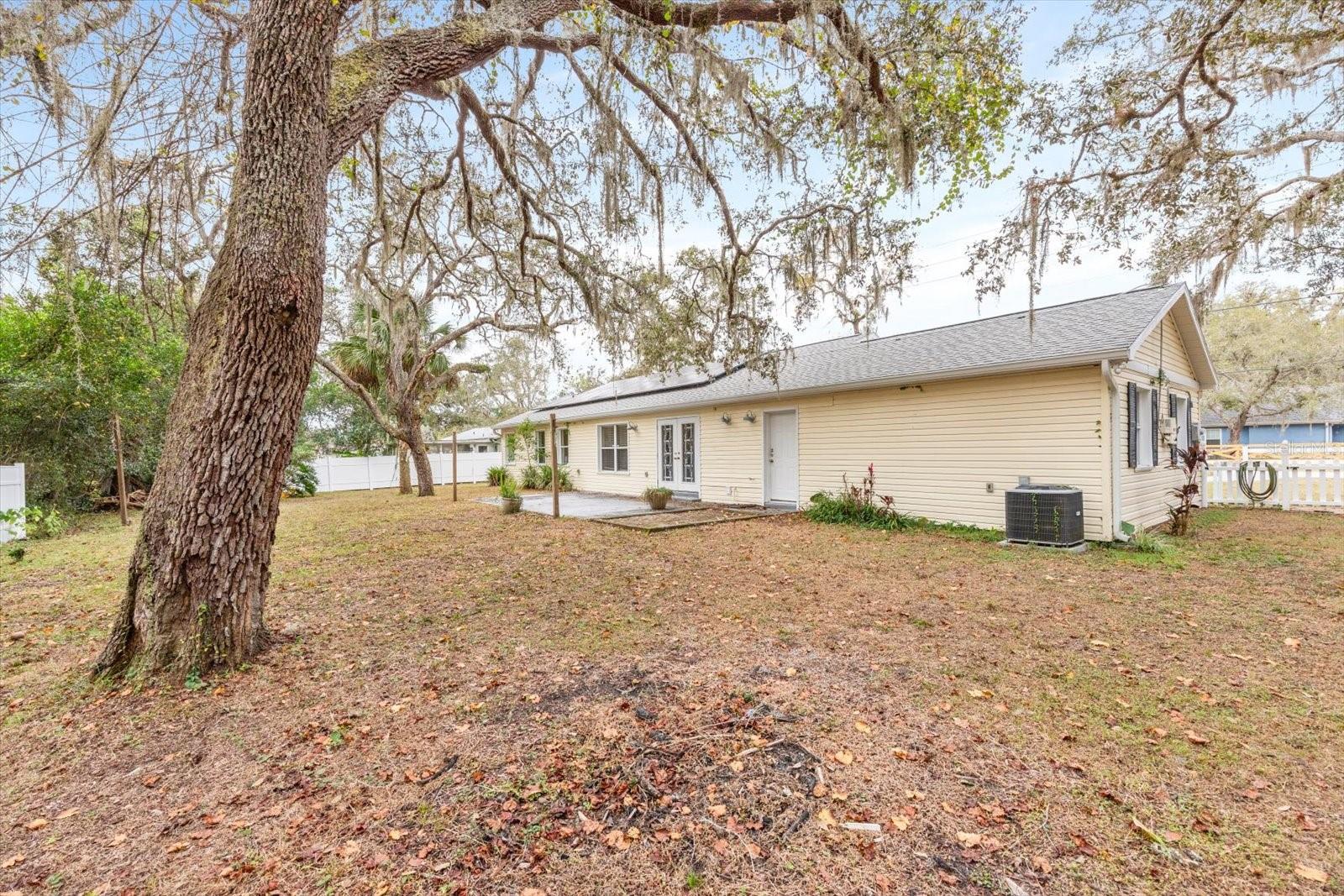 MOON LAKE ESTATES - Residential