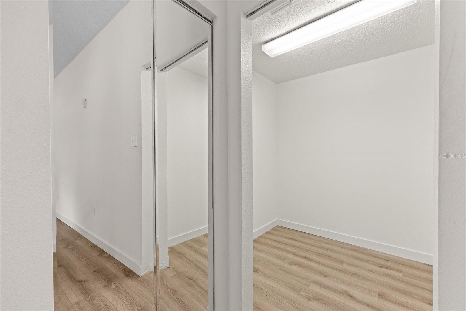 MOON LAKE ESTATES - Residential