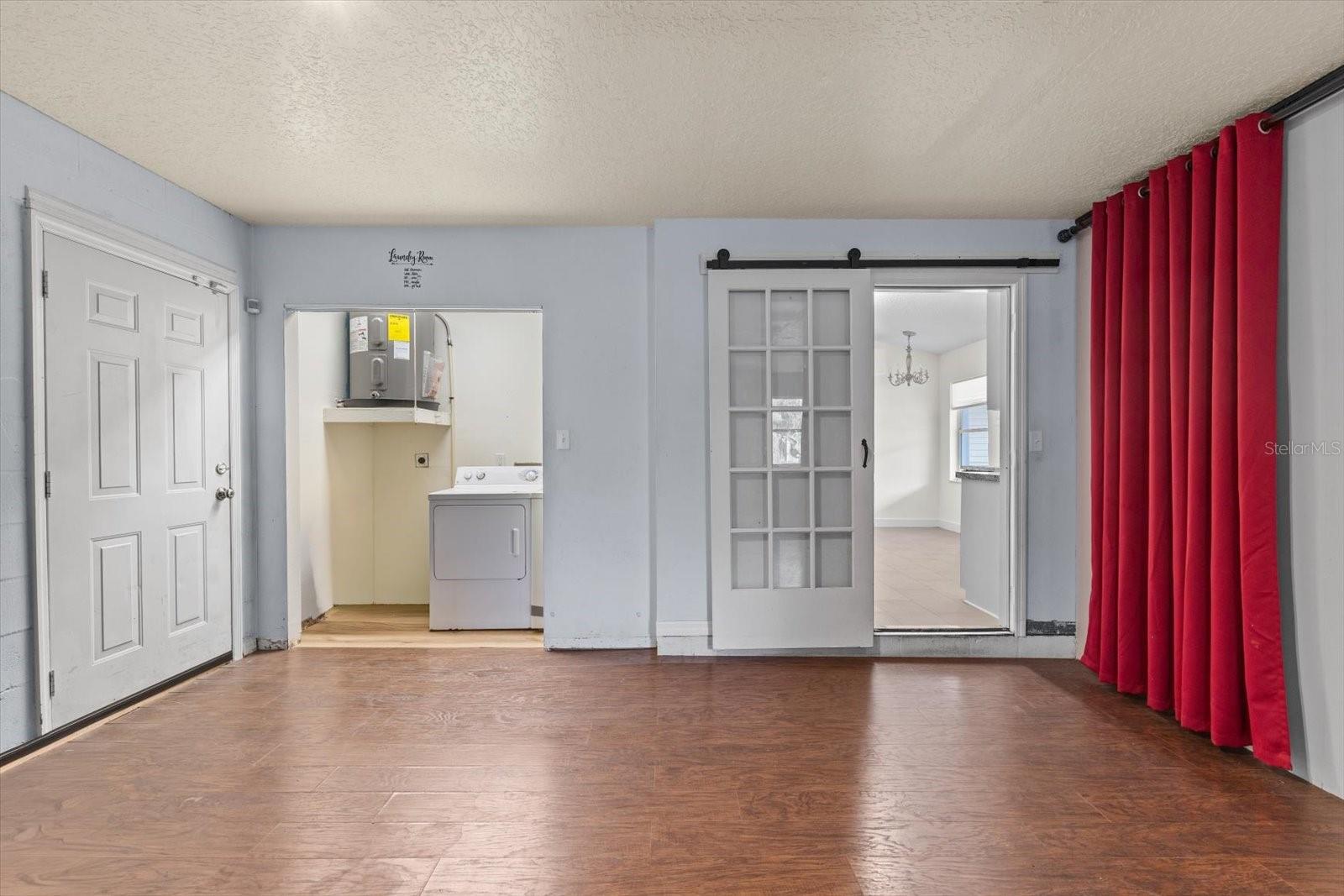 MOON LAKE ESTATES - Residential