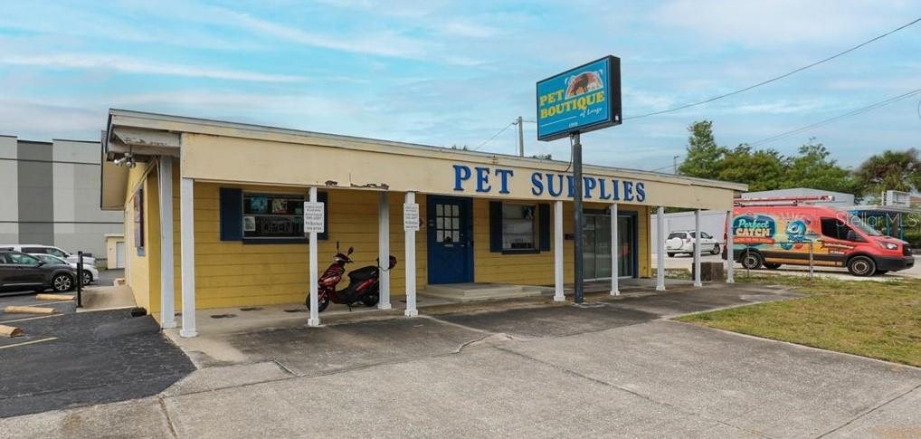 ACREAGE - Commercial Sale