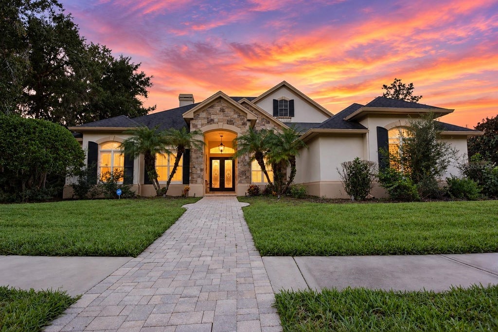 Photo of 918 Shoals Landing Drive, Brandon, FL 33511 (MLS # W7890254)