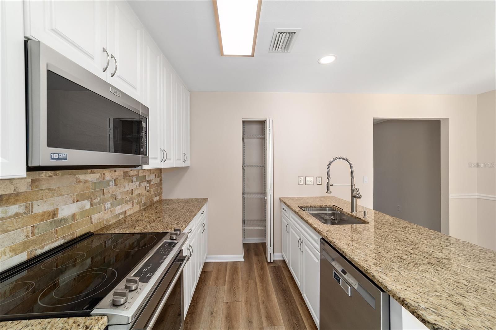 CASA PARK VILLAS BLDG A - Residential