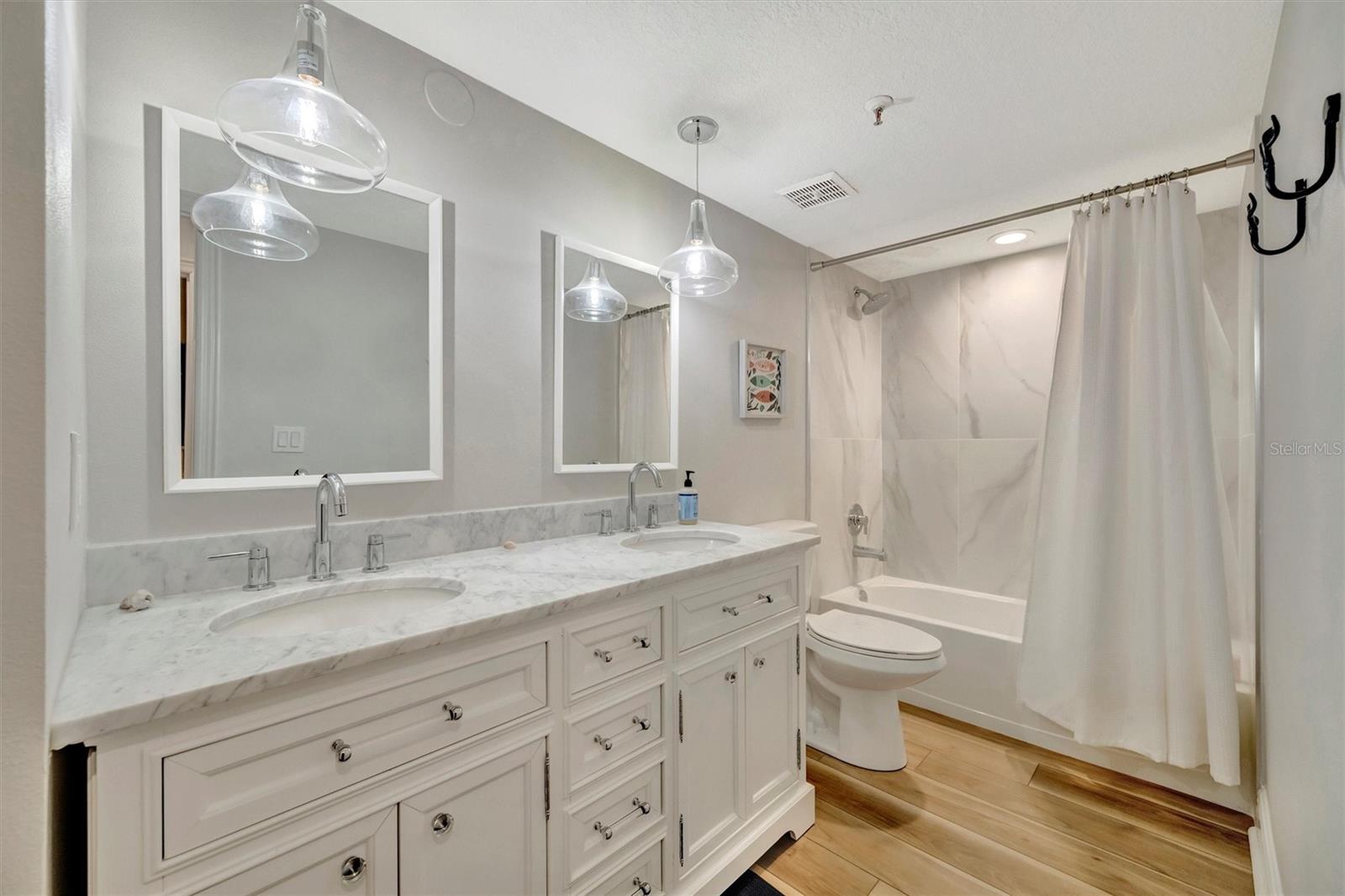 CABANA CLUB CONDO - Residential