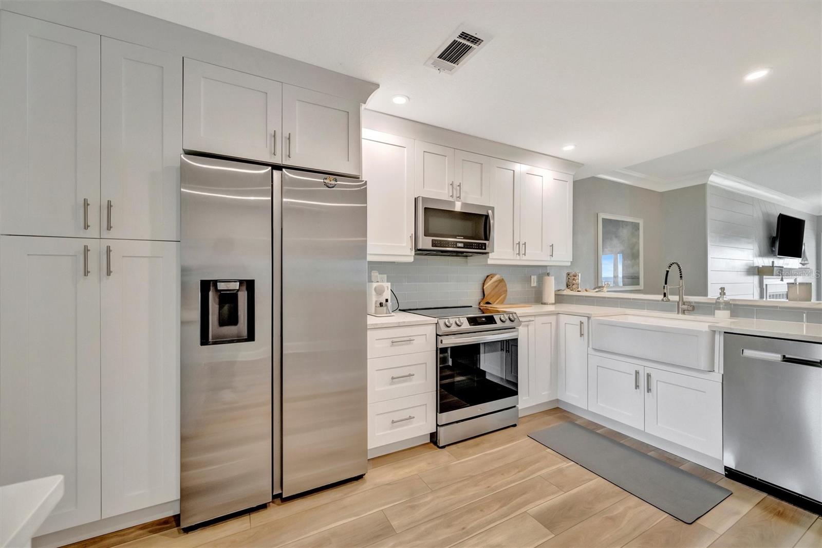 CABANA CLUB CONDO - Residential