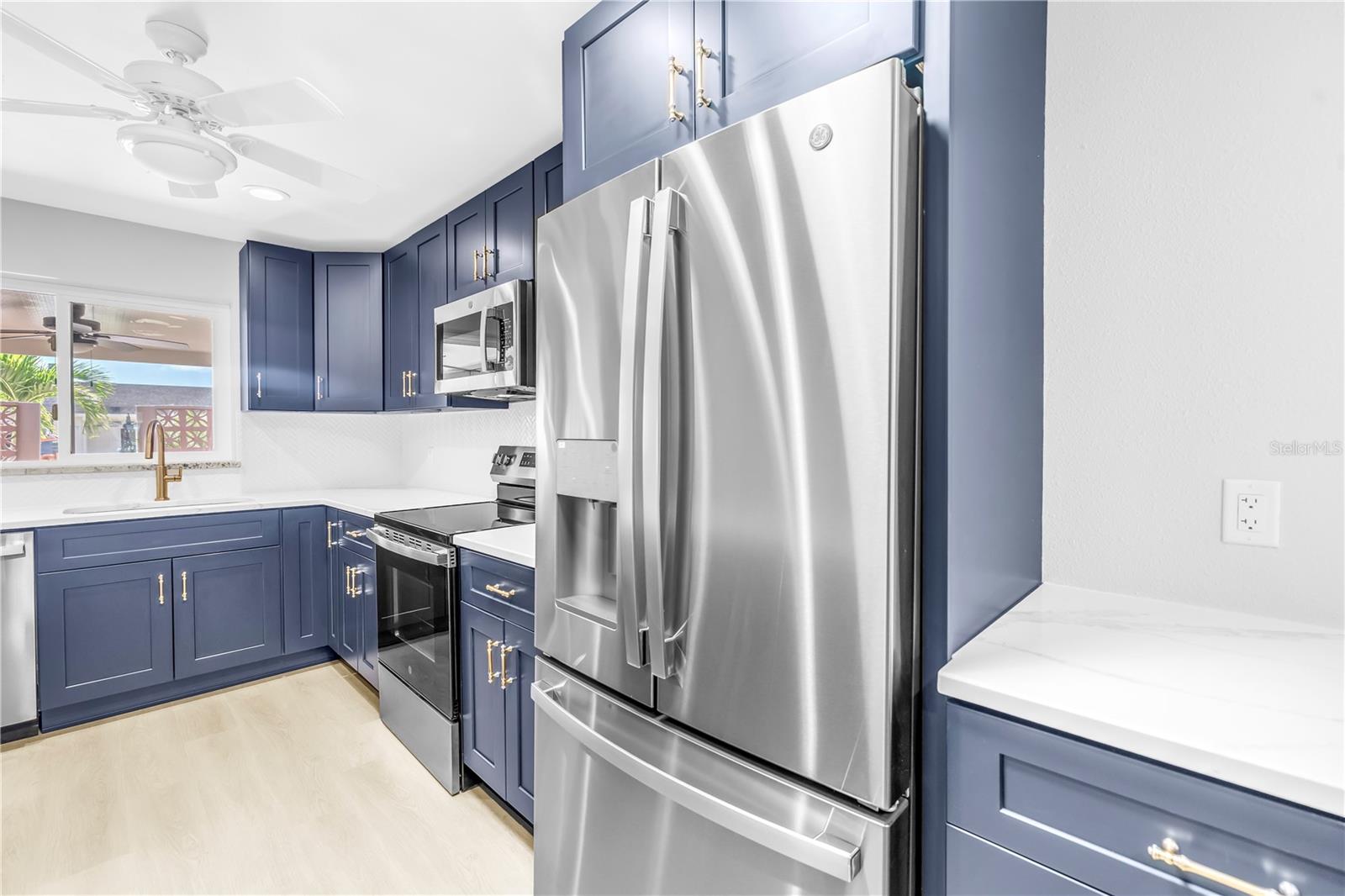 BOCA CIEGA POINT EAST - Residential Lease