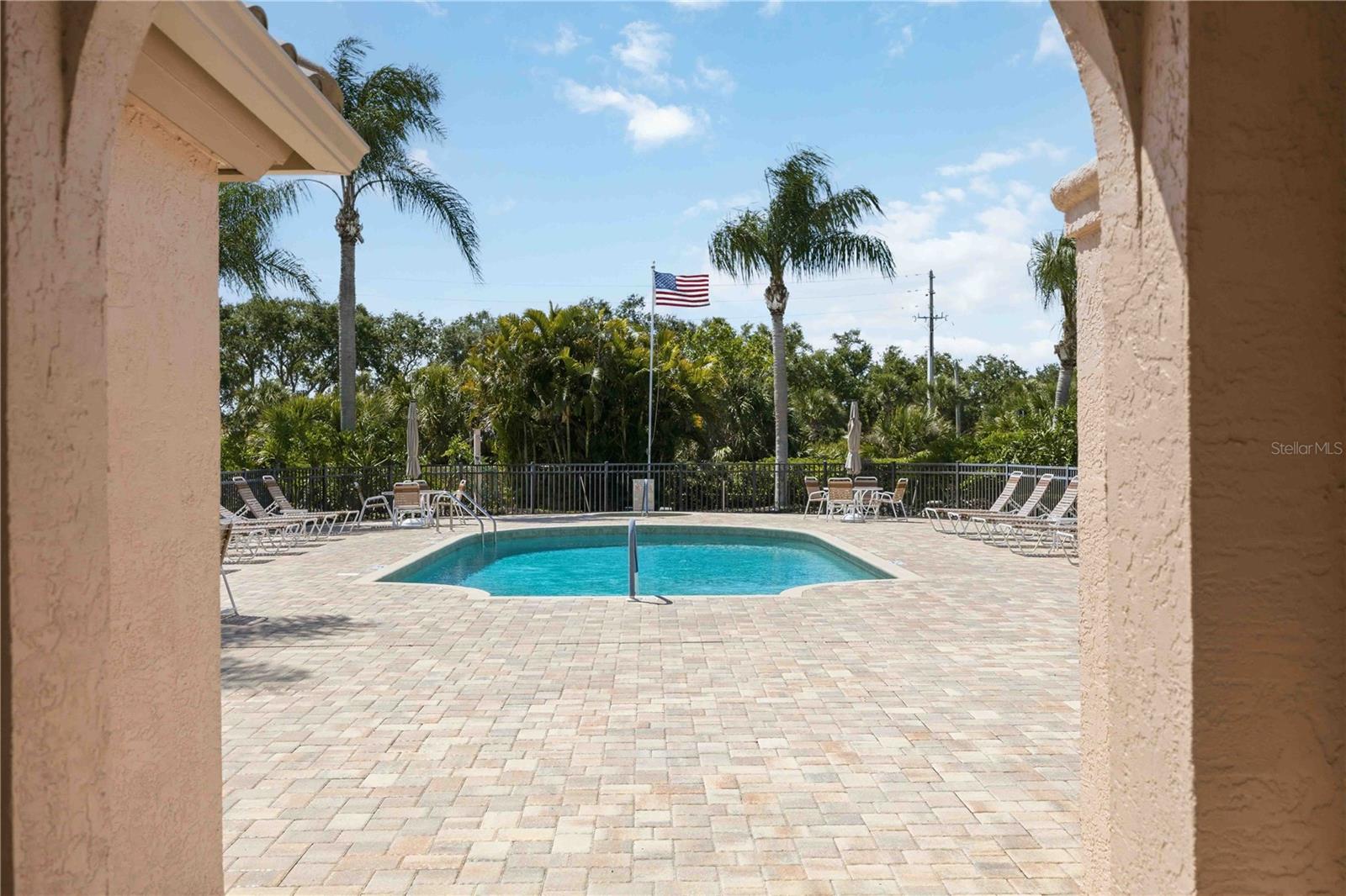 MIRA LAGO AT PALMER RANCH PH 1 - Residential