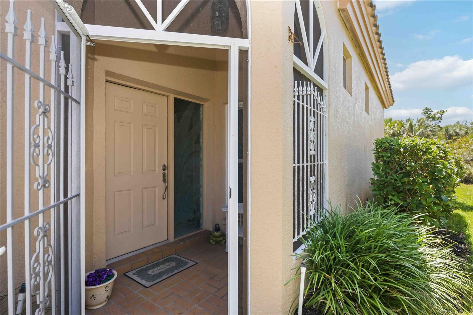 MIRA LAGO AT PALMER RANCH PH 1 - Residential