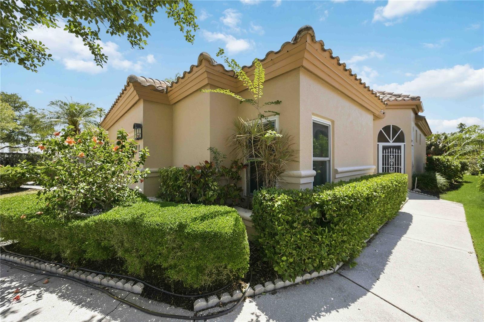 MIRA LAGO AT PALMER RANCH PH 1 - Residential