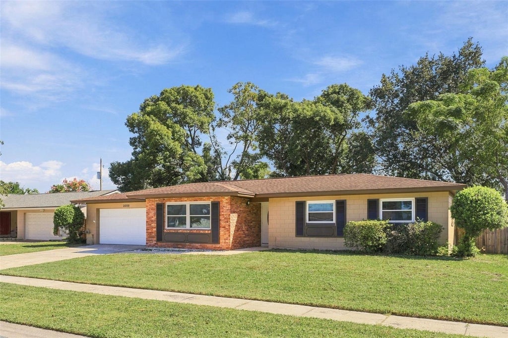 Photo of 2038 Ponderosa Avenue, Winter Park, FL 32792 (MLS # O6453339)