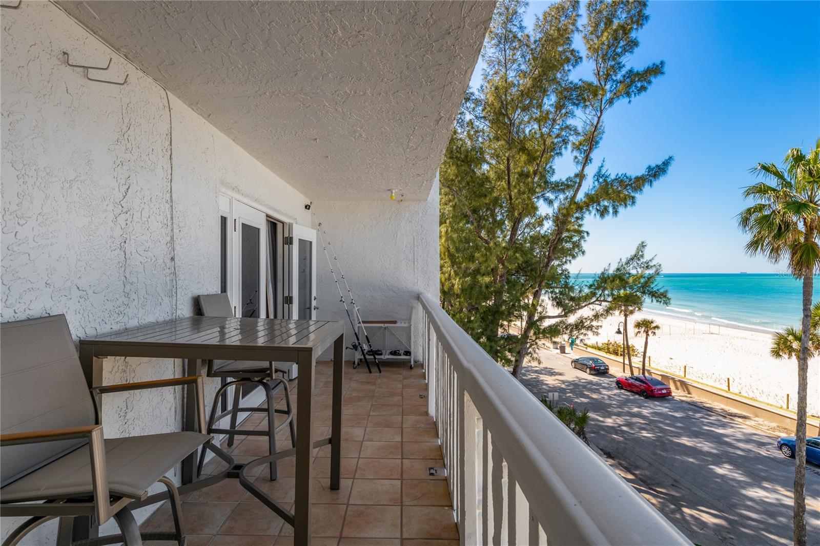 BEACH HOUSE OF PASS-A-GRILLE - Residential Lease