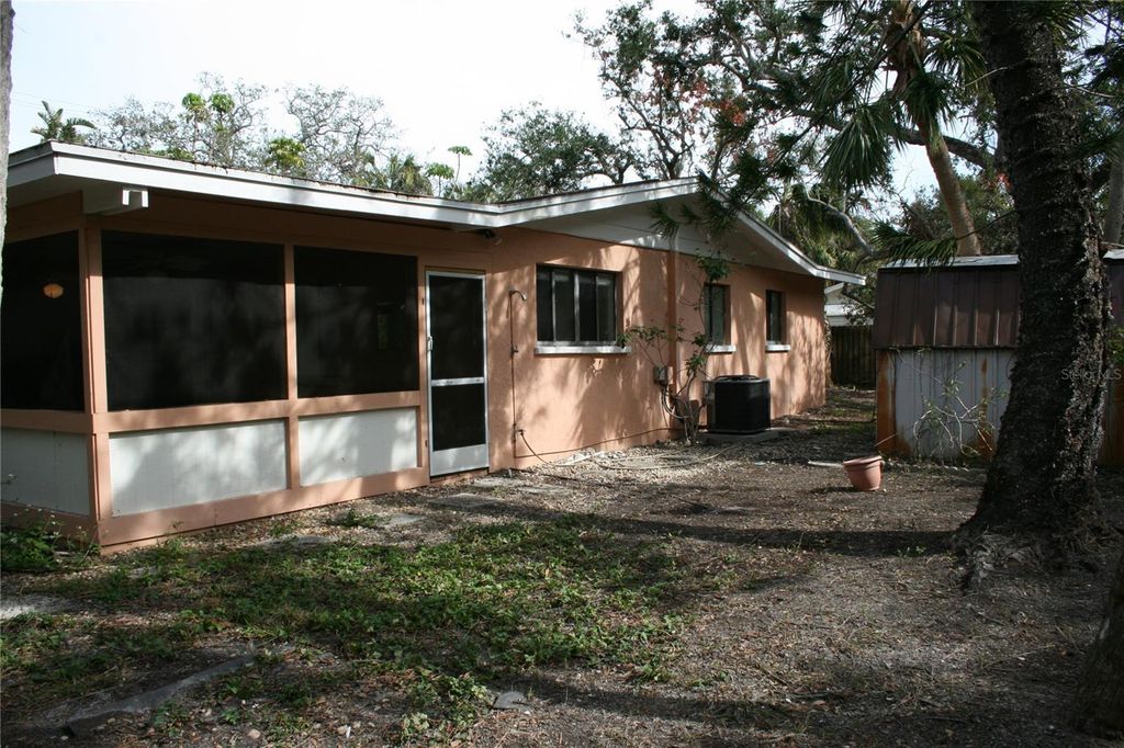 Photo of 144 Garden Lane, Sarasota, FL 34242 (MLS # A4693616)