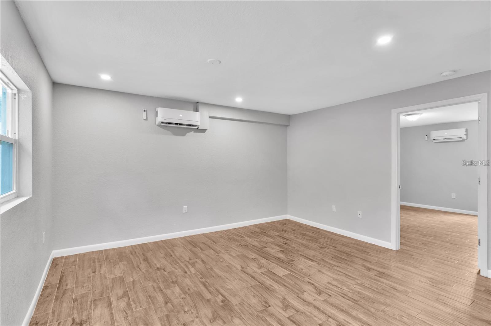 EAST TAMPA BLOCKS 1 TO 40 - Residential Income