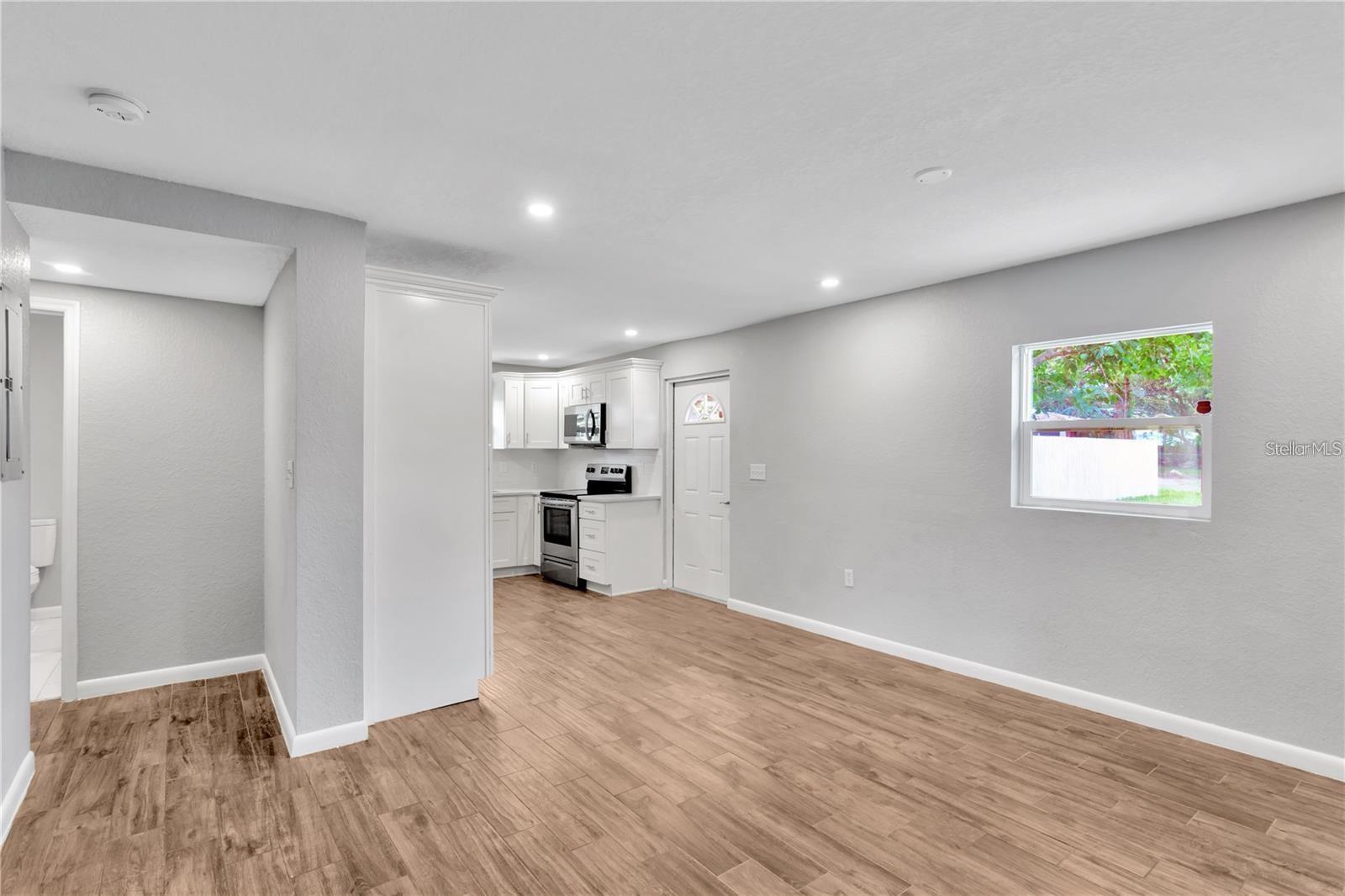 EAST TAMPA BLOCKS 1 TO 40 - Residential Income