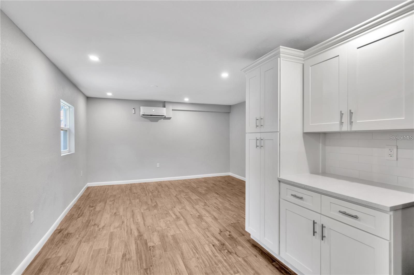 EAST TAMPA BLOCKS 1 TO 40 - Residential Income