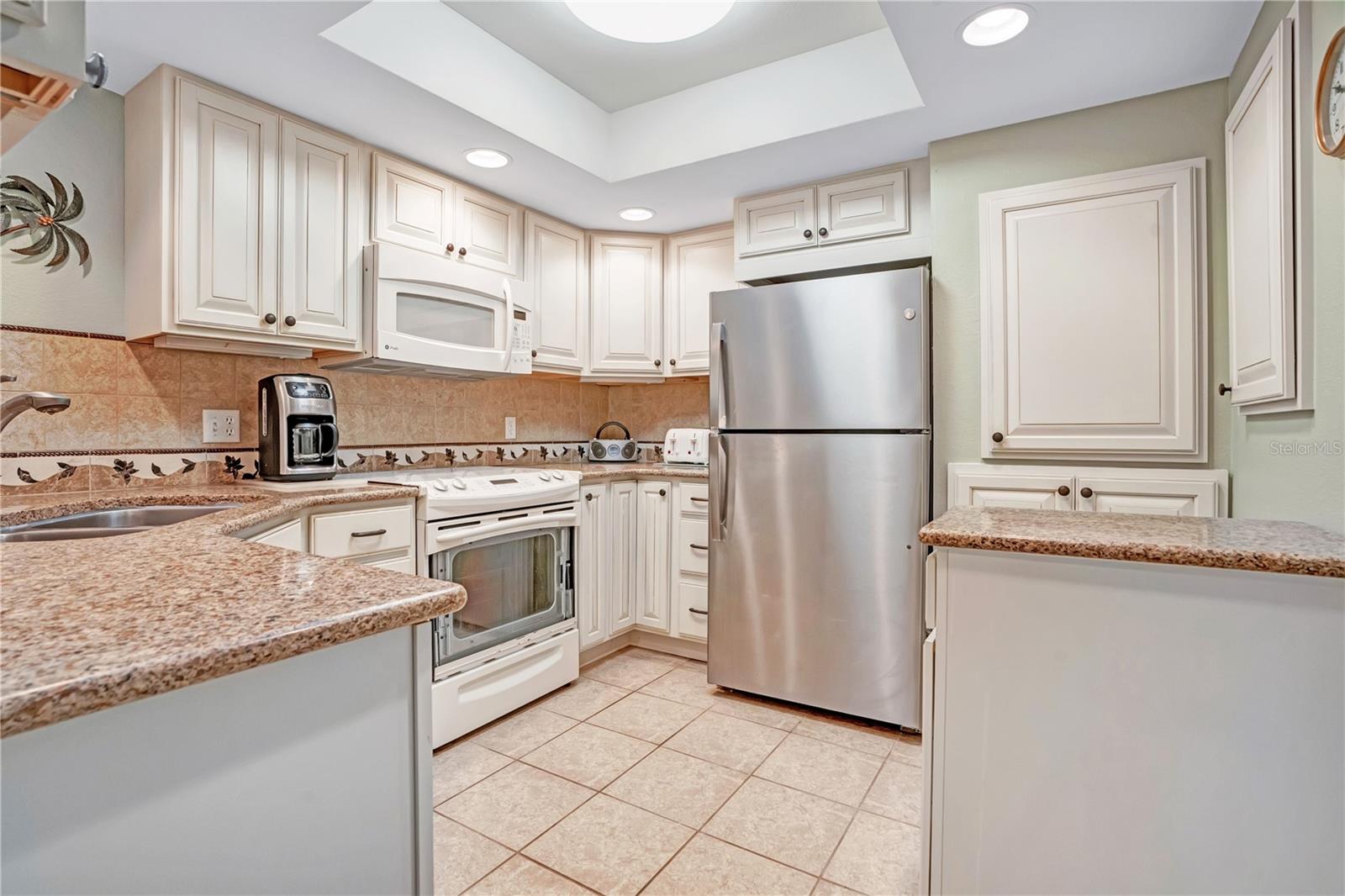4319 SEA MIST DRIVE 272