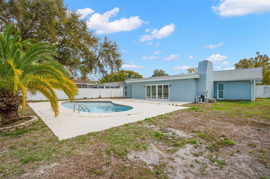 Photo of 12947 88th Avenue, Seminole, FL 33776 (MLS # GC538181)