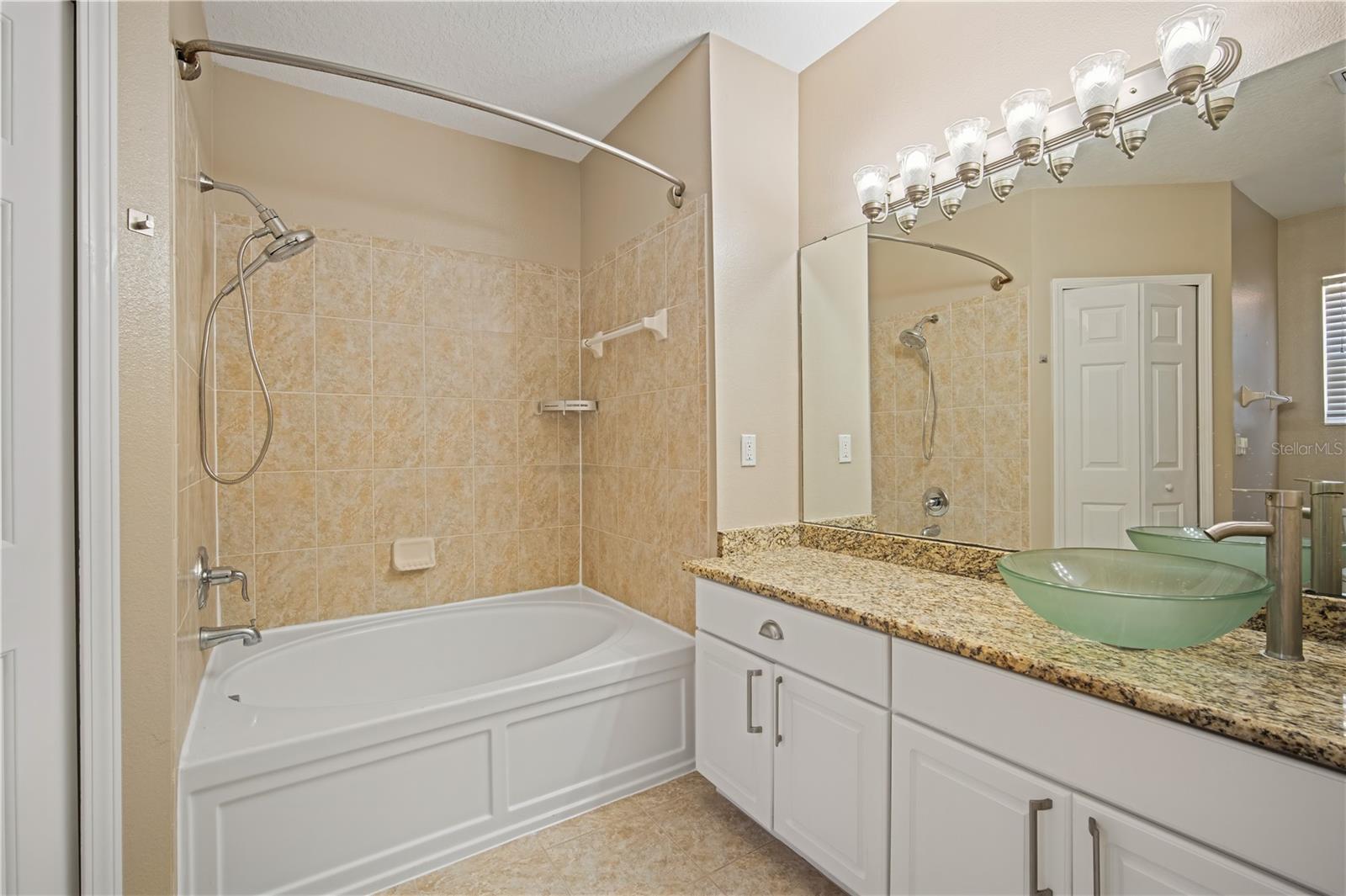 WELLINGTON NORTH AT BAY PARK - Residential Lease