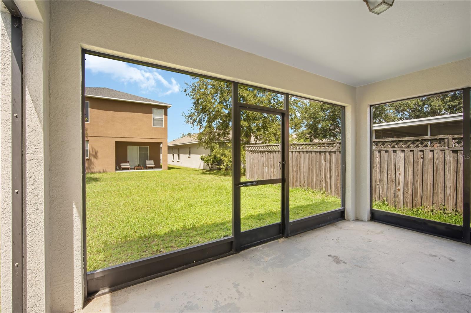 WELLINGTON NORTH AT BAY PARK - Residential Lease