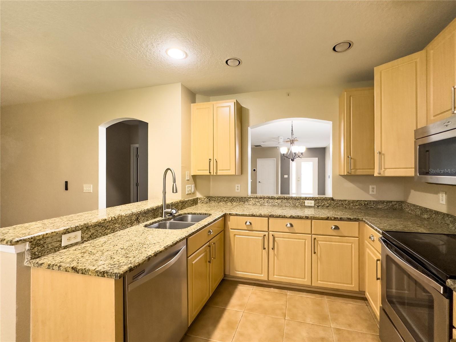 WELLINGTON NORTH AT BAY PARK - Residential Lease