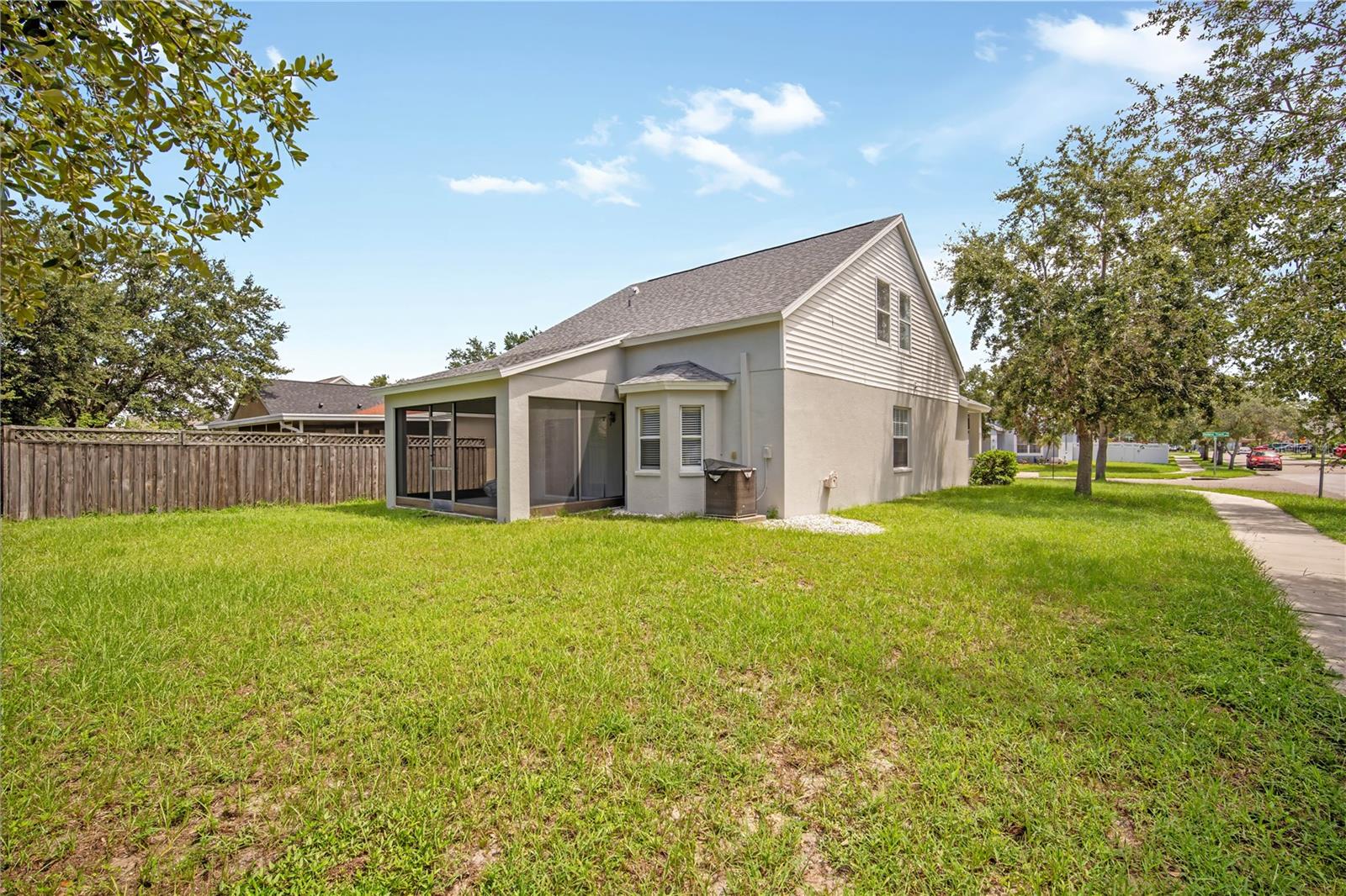 WELLINGTON NORTH AT BAY PARK - Residential Lease