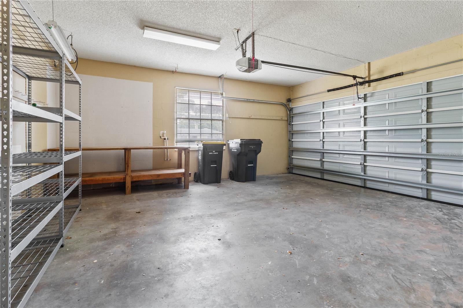 CHRISTINA WOODS PH 09 - Residential